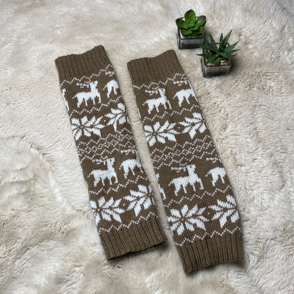 Leg Warmers Knee High Deer Snowflake Brown Holiday Festive One Size - Picture 1 of 3